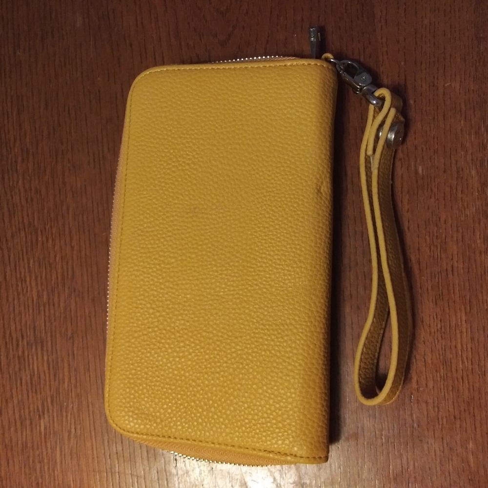 Thirty one wallet